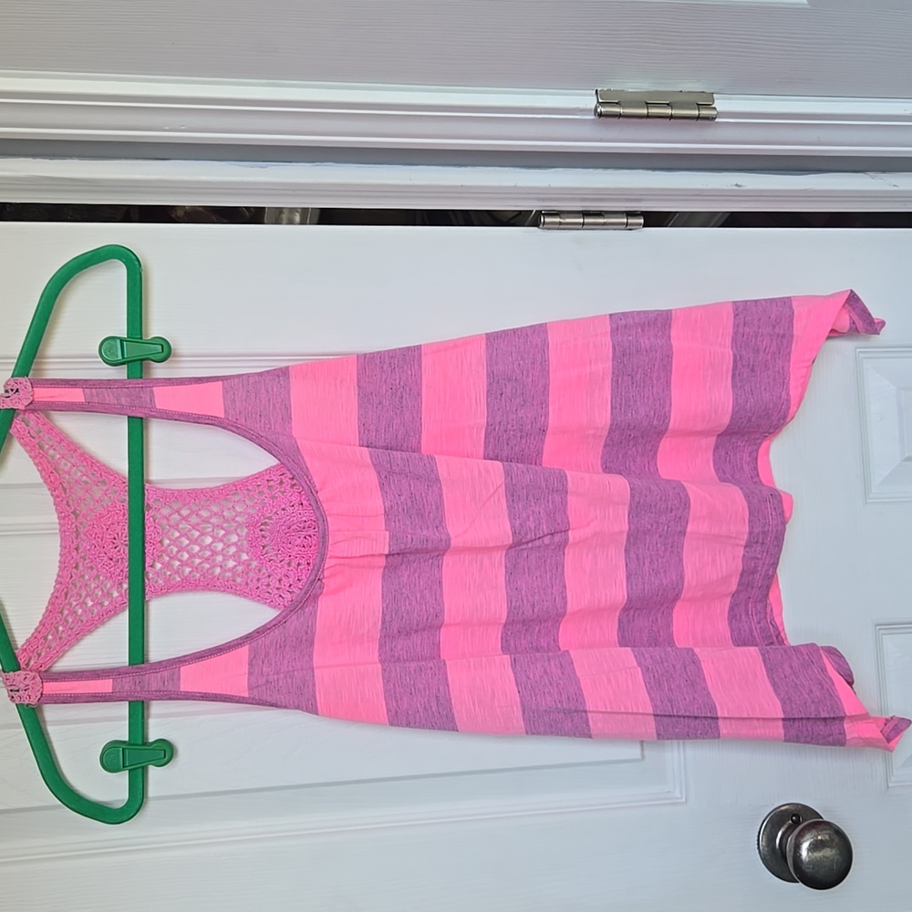 Almost Famous Pink and Grey Crochet Tank Large Neon Vacation Fun